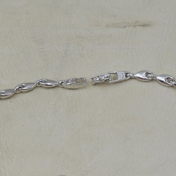 MCM Vintage BOGOFF Rhinestone & Silver Tone Necklace & Earring Set Parure - Picture 12 of 17